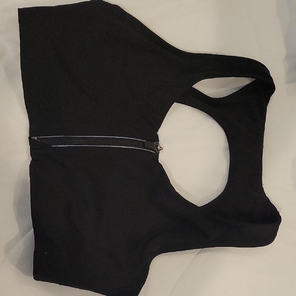 Athleta Black Textured Sports Bra
